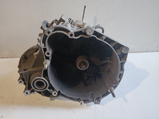 Fiat Stilo 2001-2007 Váltó Használt Kézi Első kerék 