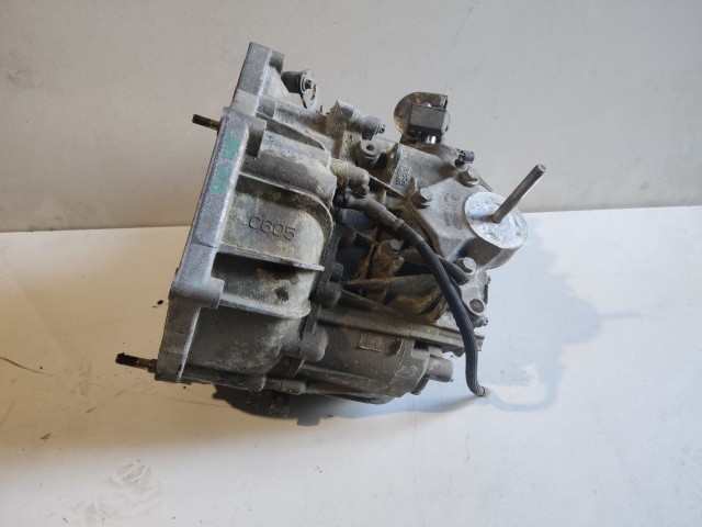 Fiat Stilo 2001-2007 Váltó Használt Kézi Első kerék 