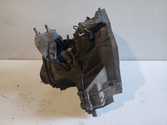 Ford Fiesta 2008-2017 Váltó Használt Kézi Első kerék 