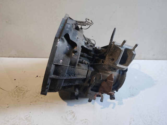 Ford Fiesta 2008-2017 Váltó Használt Kézi Első kerék 