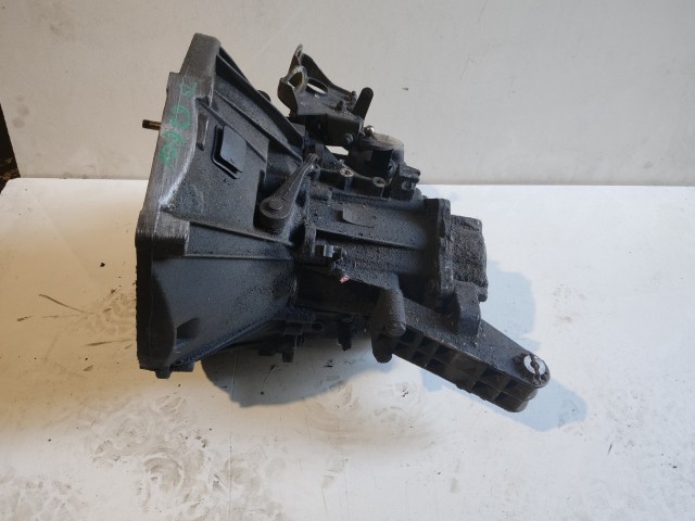 Alfa Romeo 156 1997-2005 Váltó Használt 5 Kézi Első kerék 