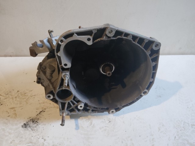 Alfa Romeo GT 2003-2010 Váltó Használt 5 Kézi Első kerék 