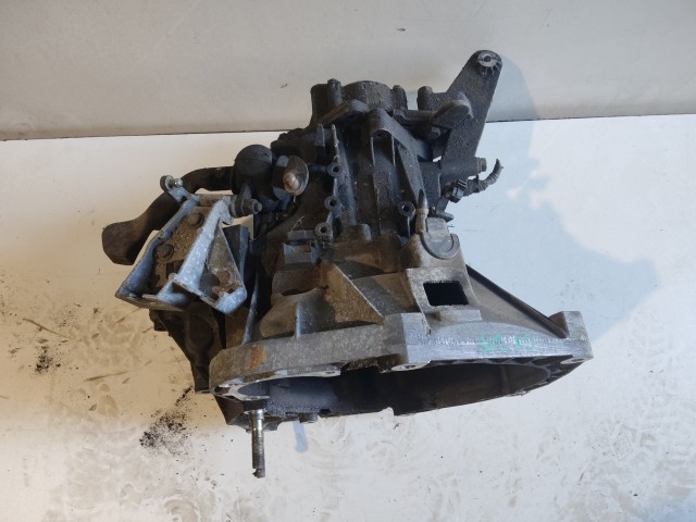 Alfa Romeo GT 2003-2010 Váltó Használt 5 Kézi Első kerék 