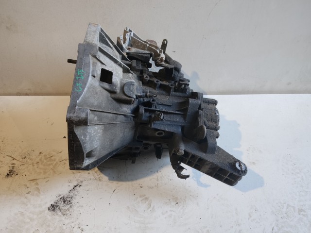 Alfa Romeo GT 2003-2010 Váltó Használt 5 Kézi Első kerék 