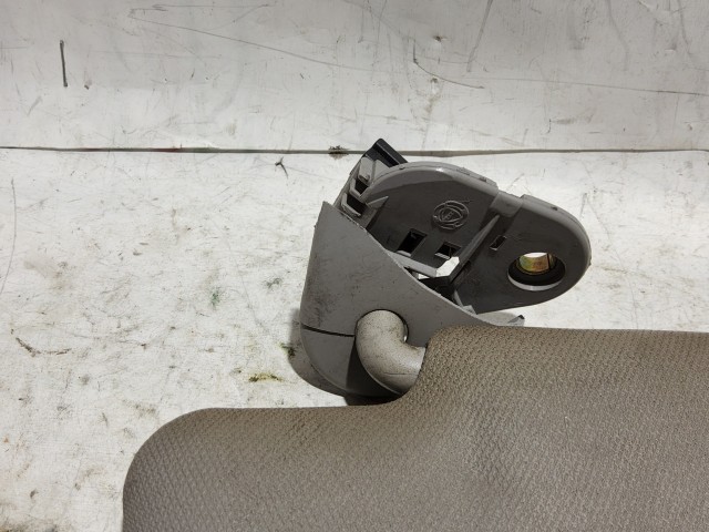 Alfa Romeo GT 2003-2010 Napellenző Használt szürke tükrös világítással bal a képen látható sérüléssel