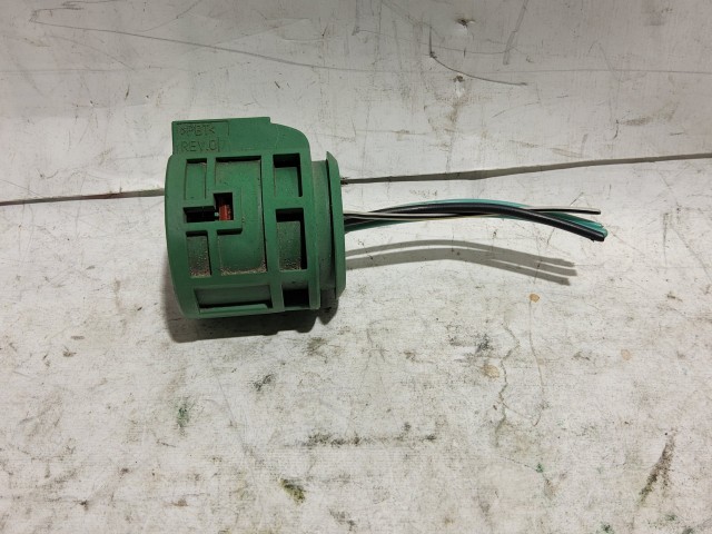 187941 Fiat 500 L 2012-2017 Elektromos csatlakozó 47500748