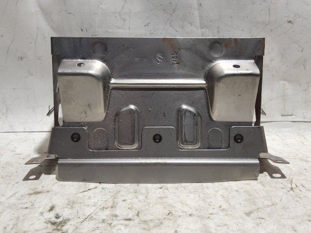 Fiat Linea 2007-2012 Rádió beépítő keret Használt