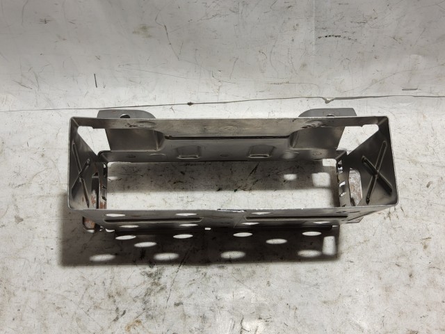 Fiat Linea 2007-2012 Rádió beépítő keret Használt