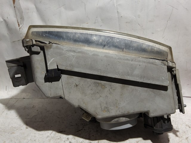 188105 Fiat Punto I.1993-1999 bal első fényszóró Carello 46402662