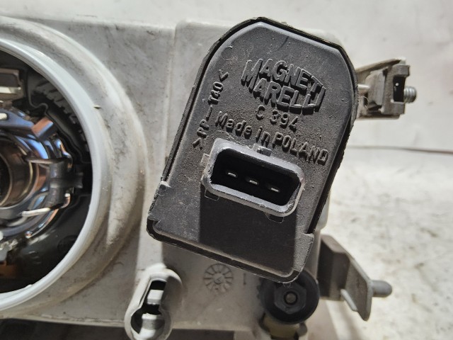 188105 Fiat Punto I.1993-1999 bal első fényszóró Carello 46402662