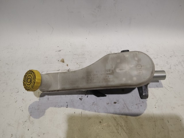 Fiat Freemont 2011-2015 Fékolaj tartály Használt