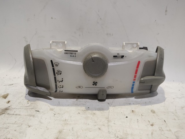 Citroen C1 2005-2014 Fűtés- és közép kapcsolók Használt manual