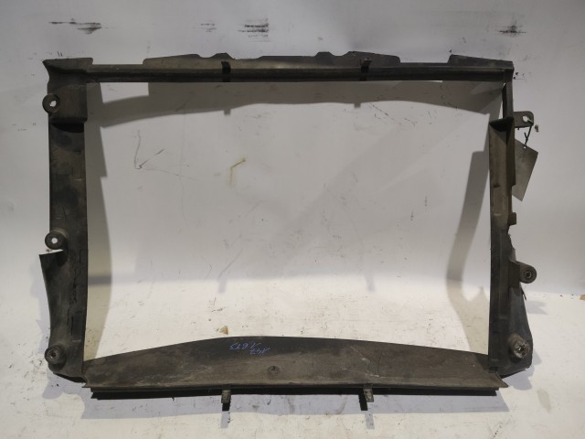 Alfa Romeo 147 2000-2010 Hűtőlégterelő Használt vízhűtő 