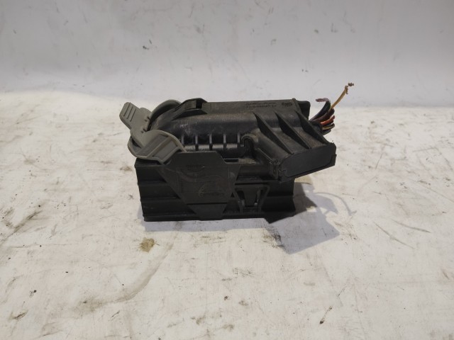 183203 Fiat Grande Punto  2005-2009 Elektromos csatlakozó, külső Biztosítéktábla 51737884