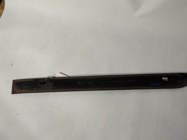 19569 Lancia Musa jobb hátsó ajtó díszléc 735390949