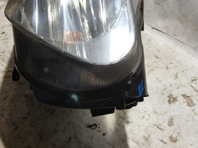 188489 Fiat Croma  2005-2008 Lámpa , Fényszóró Használt sima Jobb első a képen látható sérüléssel
