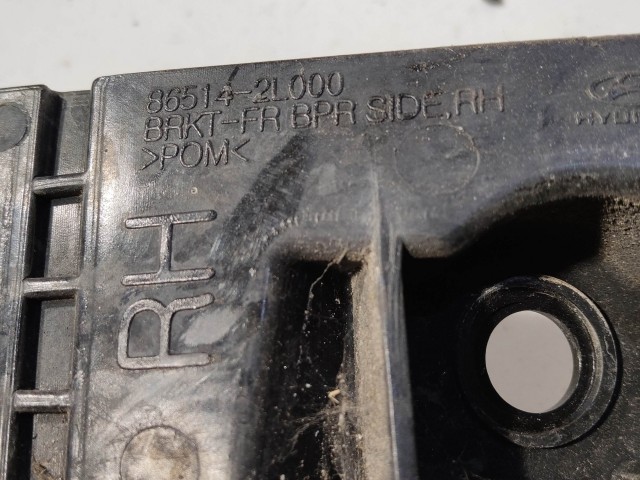 Hyundai I 30 2007-2012 Lökhárító tartó Használt jobb első