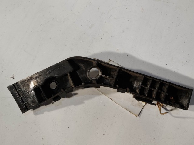 Hyundai I 30 2007-2012 Lökhárító tartó Használt jobb első