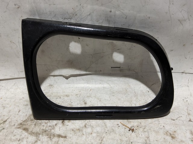 Alfa Romeo 145,146 1995-2000 Ködlámpa keret,tartó Használt Jobb