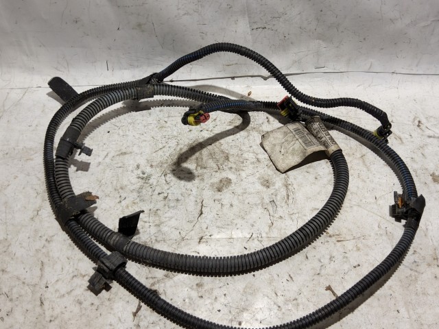 Kábelek, kábel kötegek Használt