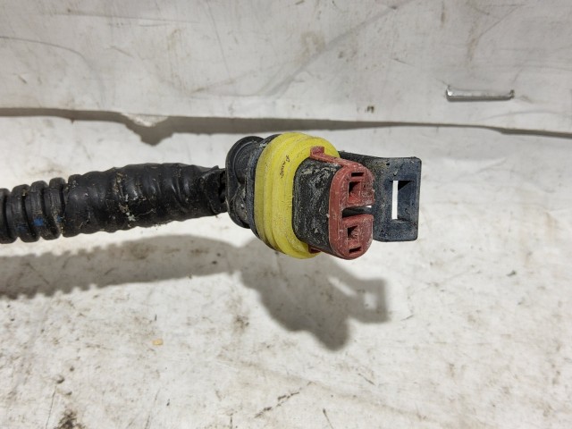 Kábelek, kábel kötegek Használt