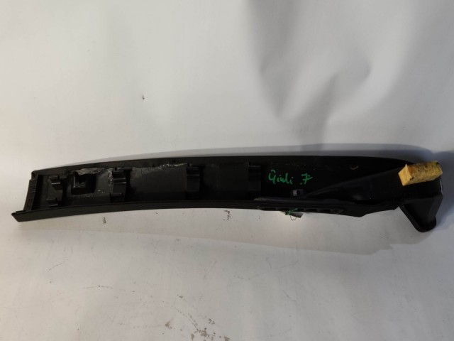 Alfa Romeo Giulietta 2010-2020 A oszlop kárpit, burkolat Használt