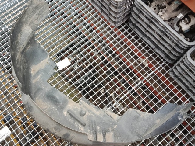 Fiat Freemont 2011-2015 Kerékjárati dobbetét Használt bal hátsó