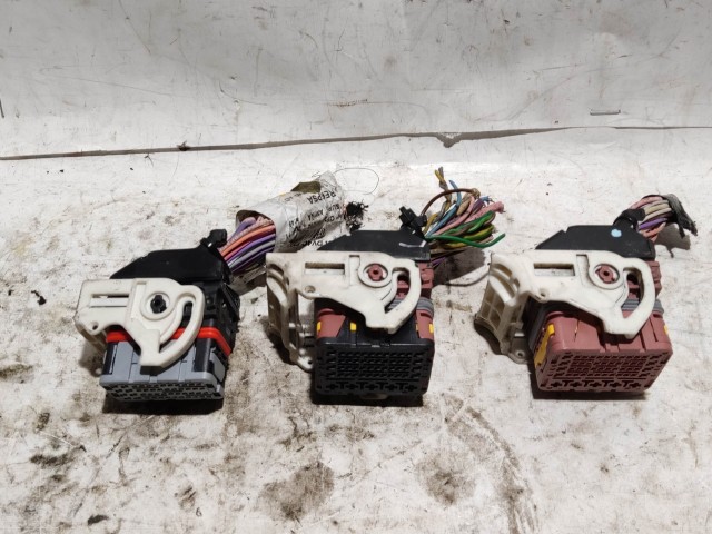 188808 Peugeot 207 2006-2015 1,4 8v Diesel Elektromos csatlakozó motorvezérlő 0281015849 , 9674254080