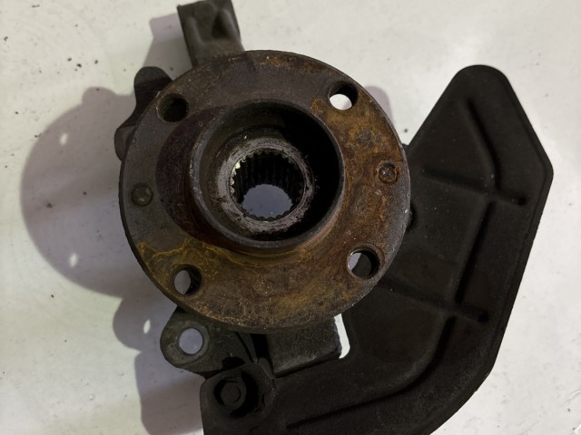 Fiat Doblo I. 2000-2005 2000 Csonkállvány,kerékagy Használt 25 Van Abs Öntvény Bal első