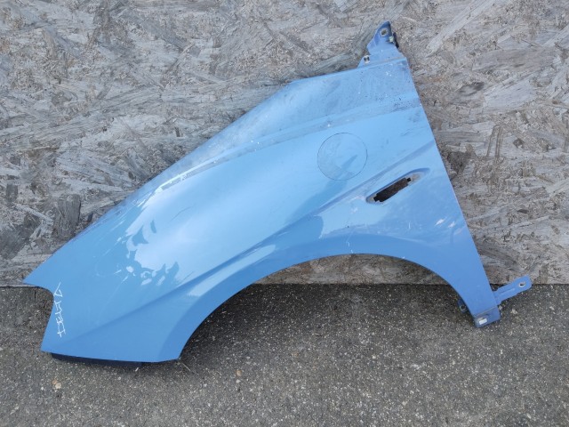 187782 Lancia Delta 2008-2014 bal első sárvédő 51808575