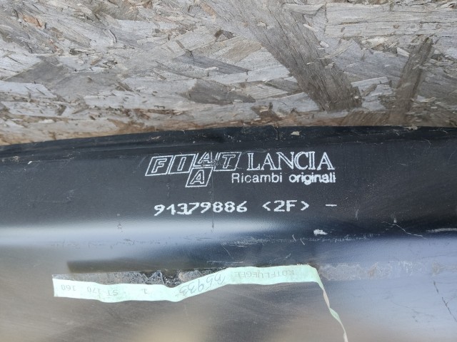 187793 Lancia Thema  1990 Sárvédő Használt Bal első Matt fekete 