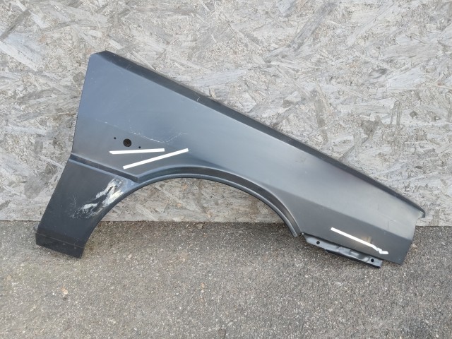 189590 Lancia Delta 1993-1999 1993-1999 Sárvédő Használt Jobb első Matt fekete 