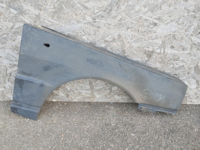 189592 Fiat Panda I. 1991-2003 1991-2003 Sárvédő Használt Jobb első Matt fekete 