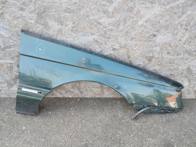189598 Alfa Romeo 164 1987-1997 Sárvédő Használt Jobb első Zöld  a képen látható sérüléssel