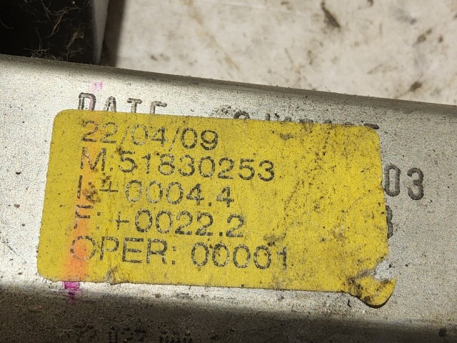 Lancia Delta 2008-2014 ablakemelő Használt elektromos  jobb első