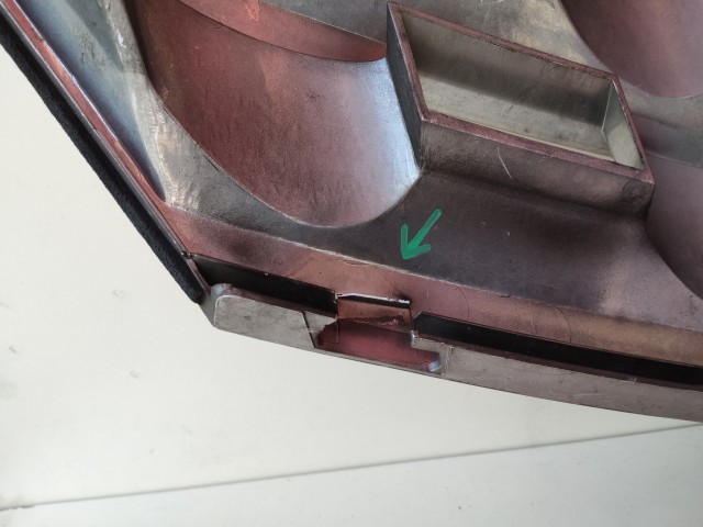 189760 Nissan Murano I. 2003-2008 Díszrács Használt Első, közép a képen látható sérüléssel