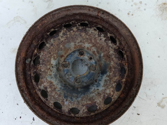 Felni Használt Lemez  37 6 15 