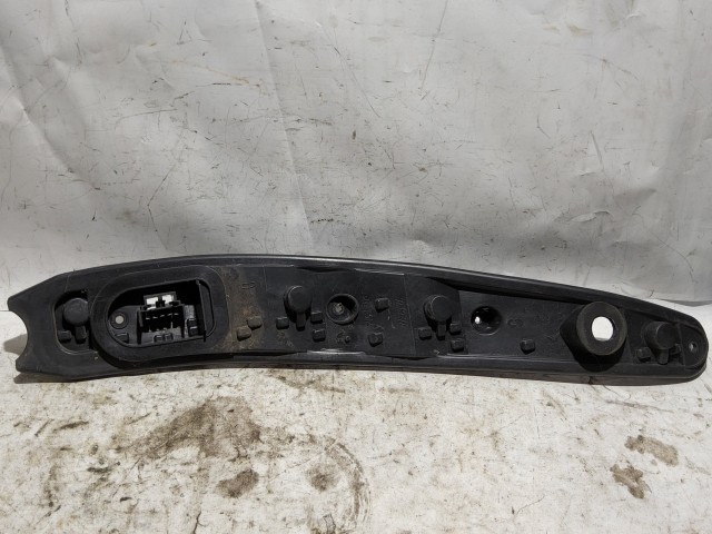 189714 Fiat Punto II.-III. 5 ajtós jobb hátsó Izzó foglalat 468178030