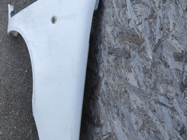 190066 Fiat Punto II. 1999-2003 1999-2003 Sárvédő Használt Jobb első Fehér 