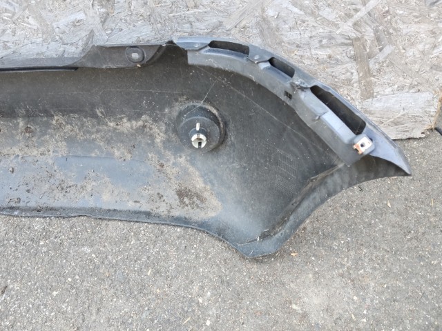 190088 Ford Fiesta 2002-2008 2002-2008 Lökhárító Használt sima hátsó Grafit  a képen látható sérüléssel