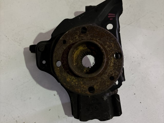 Fiat Punto II. 1999-2003 1999-2003 Csonkállvány,kerékagy Használt 25 Van Abs Öntvény Jobb első