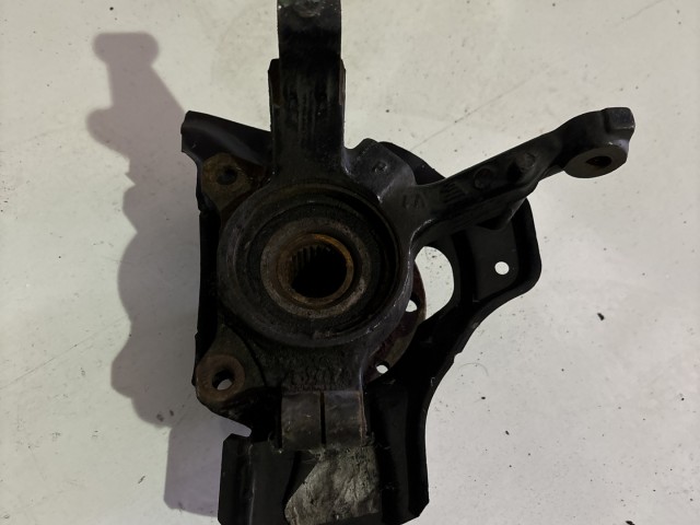Fiat Punto II. 1999-2003 1999-2003 Csonkállvány,kerékagy Használt 25 Van Abs Öntvény Jobb első