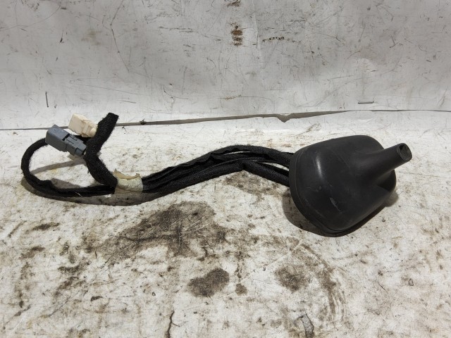 Alfa Romeo Giulietta 2010 Antenna, antenna talp Használt 52052286