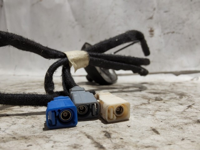 Alfa Romeo Giulietta 2010 Antenna, antenna talp Használt 52052286