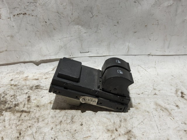 Fiat Grande Punto  2005-2009 bal első ablakemelő kapcsoló