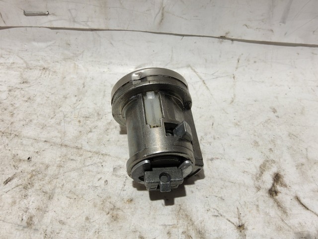 Fiat Punto III. 2003-2010 2003-2010 Gyújtáskapcsoló kulccsal Használt