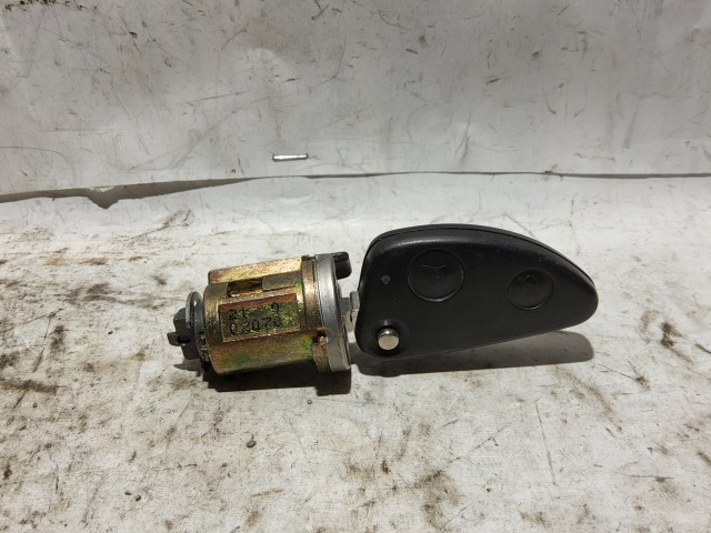 Alfa Romeo 156 1997-2005 Gyújtáskapcsoló Használt