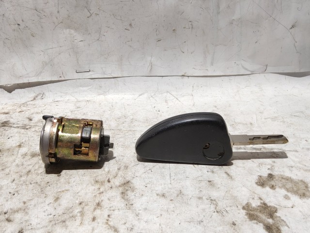 Alfa Romeo 156 1997-2005 Gyújtáskapcsoló Használt