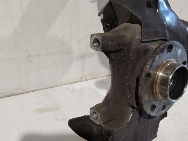 Alfa Romeo 159 2005-2011 Csonkállvány,kerékagy Használt Van Abs Alu Bal első