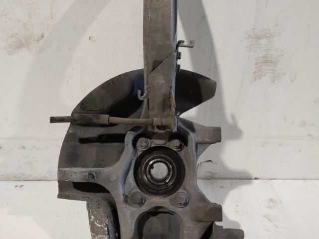 Alfa Romeo 159 2005-2011 Csonkállvány,kerékagy Használt Van Abs Alu Bal első